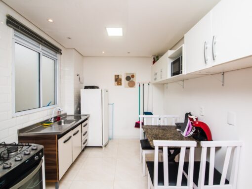 Apartamento Todo Mobiliado, Móveis, Eletro e com Ar-Condicionado e Lazer Completo em Palhoça